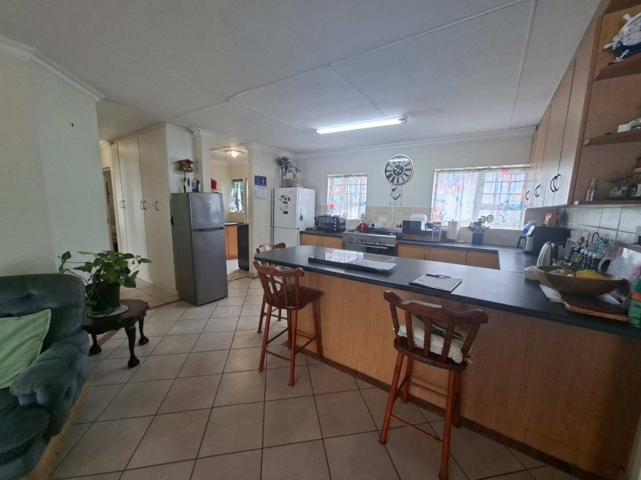 3 Bedroom Property for Sale in Fraaiuitsig Western Cape